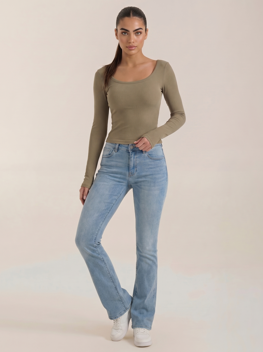 Women’s scoop neck long sleeve top in khaki/olive, fitted long sleeves